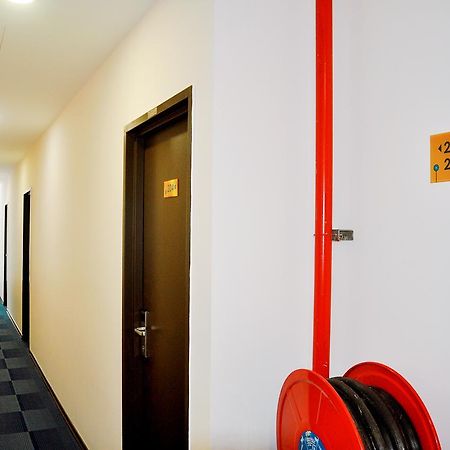 Gem Hotel Nusajaya  Extérieur photo