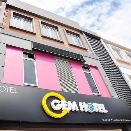 Gem Hotel Nusajaya  Extérieur photo